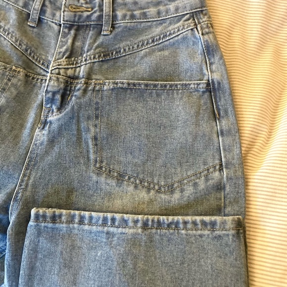 Commense Baddie baggy boyfriend jeans NWT small - Picture 3 of 4